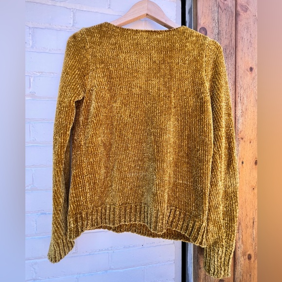 Ann Taylor Loft Sweater - Picture 2 of 3